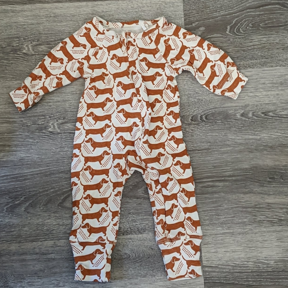 Dash hound zip outfit